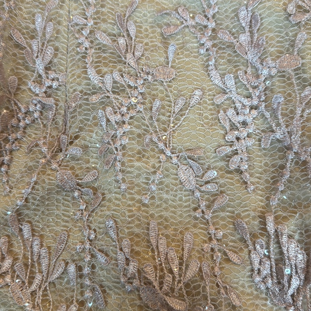 Dress - Picture 2 of 4
